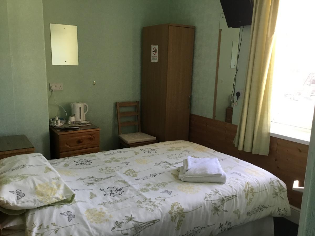 Cavendish House Bed & Breakfast เวย์มัธ ภายนอก รูปภาพ