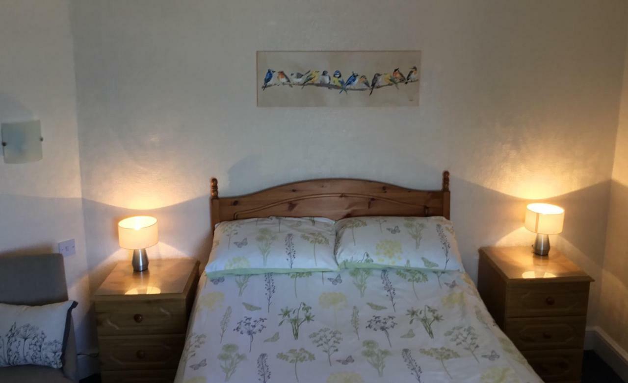 Cavendish House Bed & Breakfast เวย์มัธ ภายนอก รูปภาพ