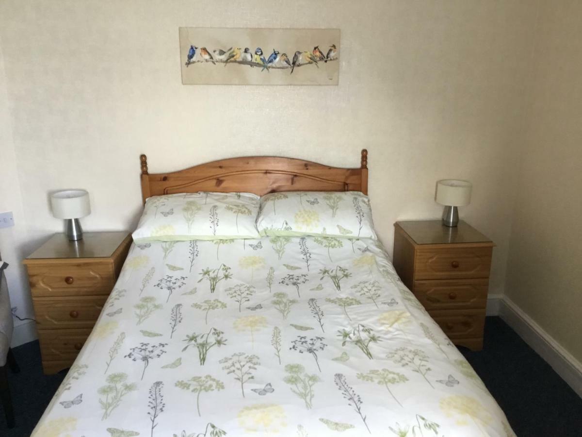 Cavendish House Bed & Breakfast เวย์มัธ ภายนอก รูปภาพ